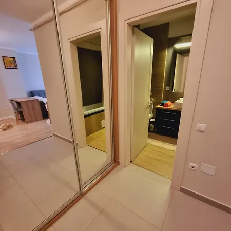 Queency Cu Gradina Si Parcare Gratuita Апартаменти Клуж-Напока