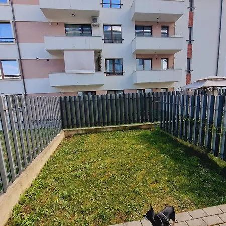 Queency Cu Gradina Si Parcare Gratuita *