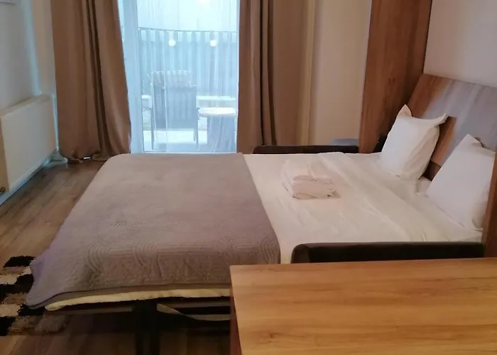 Queency Cu Gradina Si Parcare Gratuita